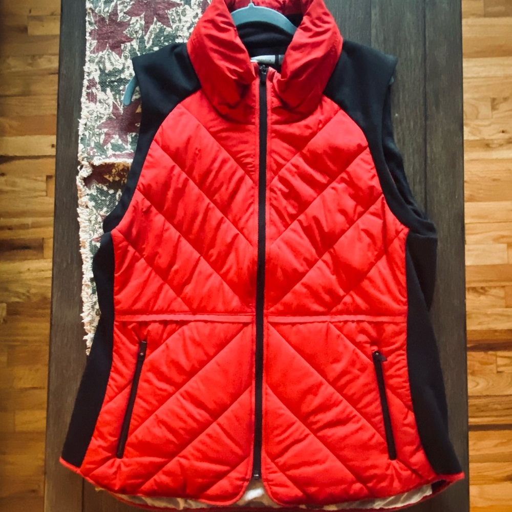 athleta primaloft vest